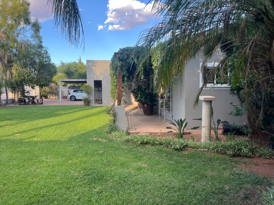 4 Bedroom Property for Sale in Middelpos Northern Cape